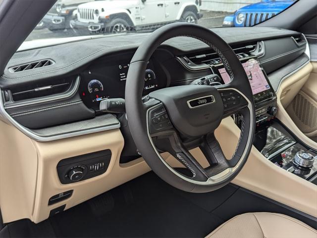 new 2025 Jeep Grand Cherokee car, priced at $52,140