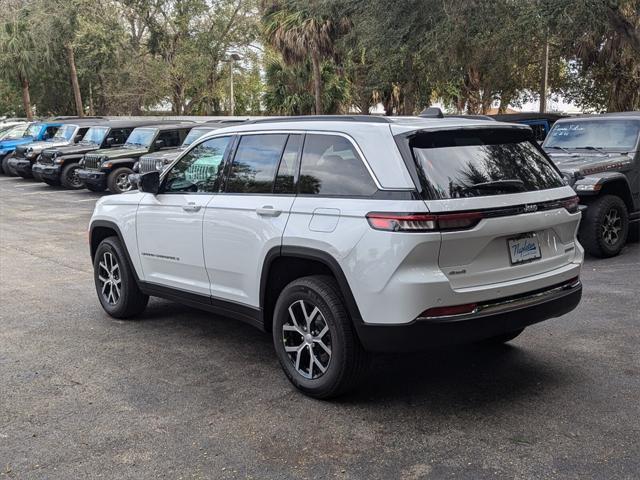 new 2025 Jeep Grand Cherokee car, priced at $52,140