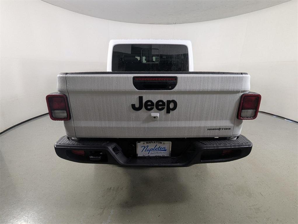 new 2025 Jeep Gladiator car, priced at $44,992