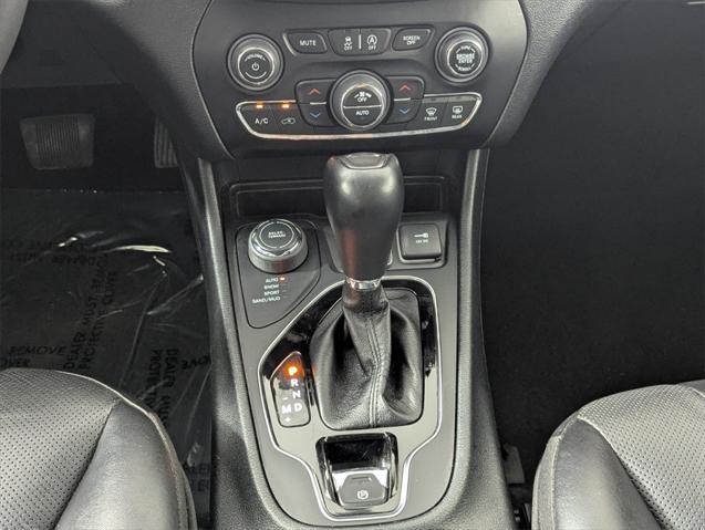 used 2023 Jeep Cherokee car, priced at $19,788