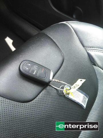 used 2023 Jeep Cherokee car, priced at $19,992