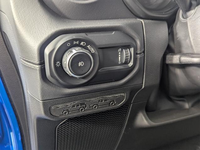 new 2025 Jeep Wrangler car, priced at $52,337