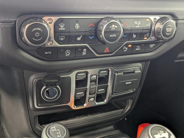 new 2025 Jeep Wrangler car, priced at $52,337