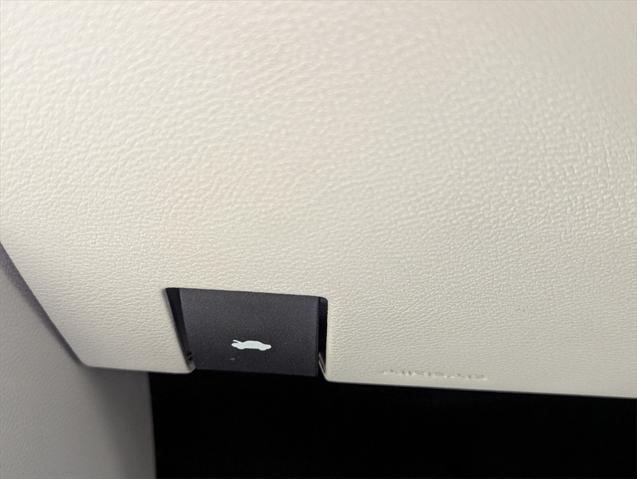 used 2023 Chrysler Pacifica Hybrid car, priced at $22,988