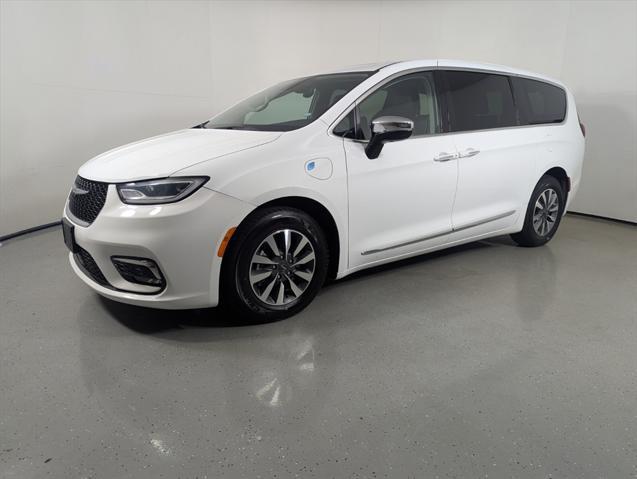 used 2023 Chrysler Pacifica Hybrid car, priced at $22,988