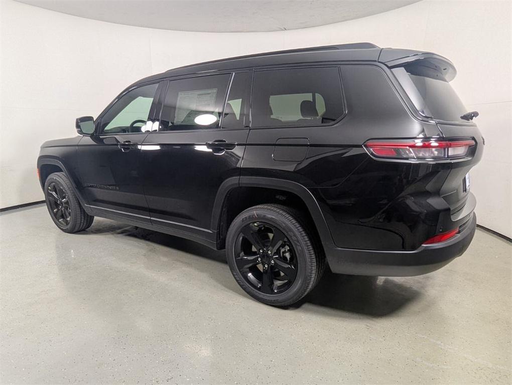 new 2025 Jeep Grand Cherokee L car, priced at $41,255