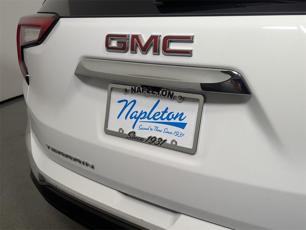 used 2024 GMC Terrain car, priced at $21,388