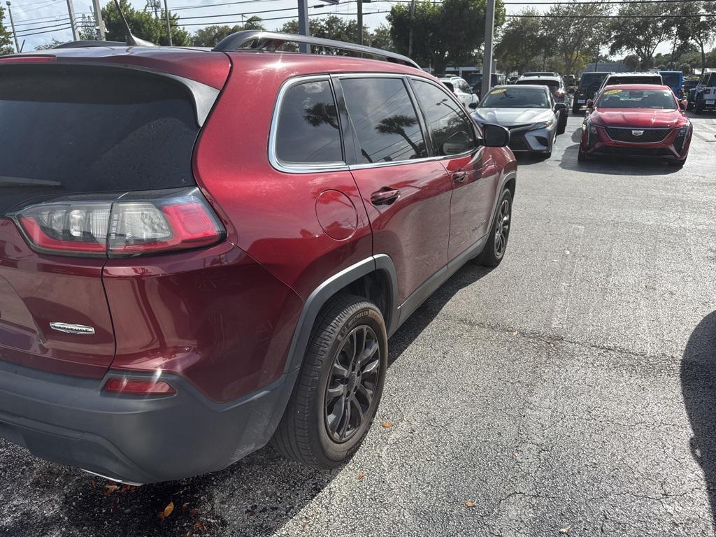 used 2019 Jeep Cherokee car, priced at $10,992