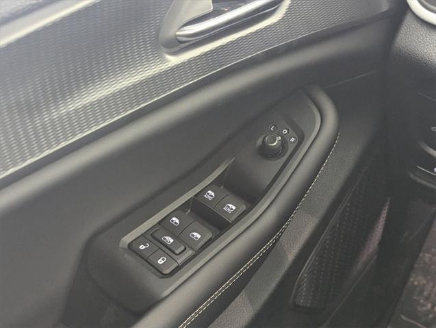 new 2025 Jeep Grand Cherokee L car, priced at $32,386