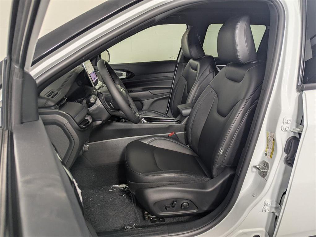 new 2026 Jeep Compass car, priced at $32,043