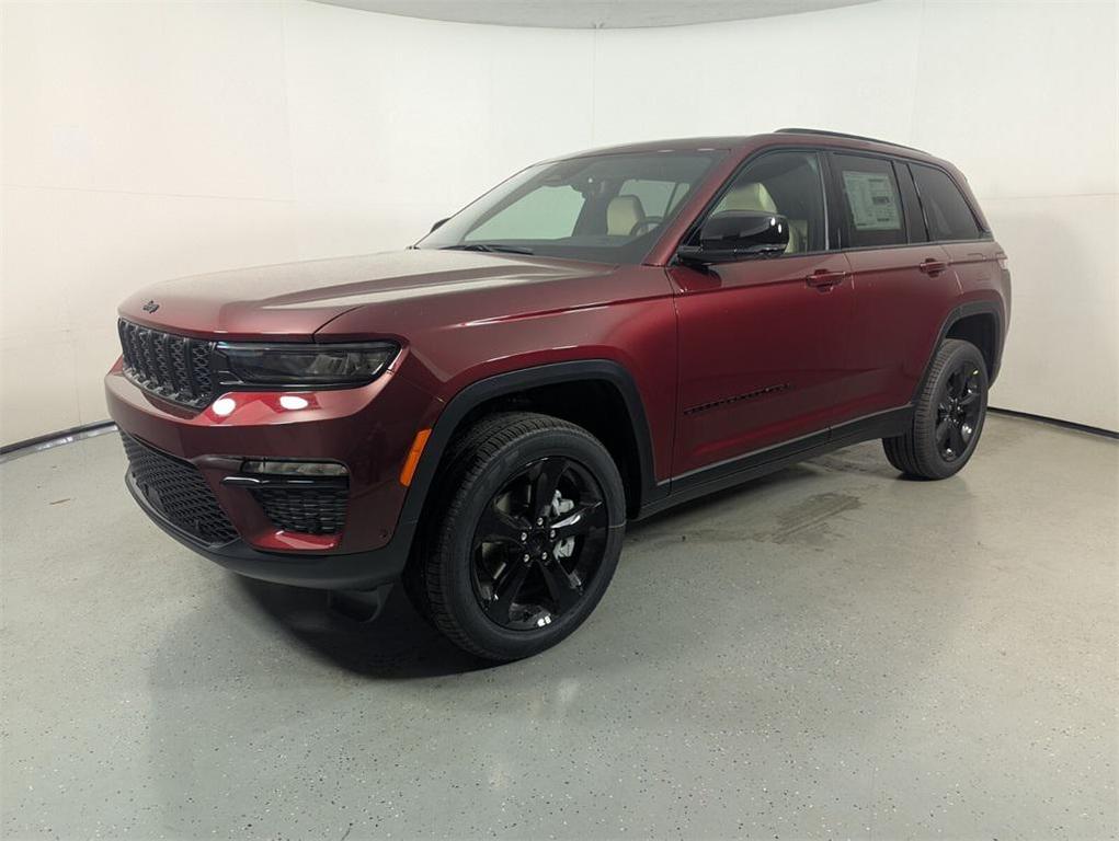 new 2025 Jeep Grand Cherokee car, priced at $38,934