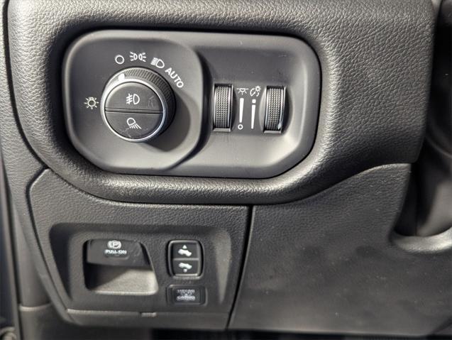 new 2025 Ram 1500 car, priced at $48,912