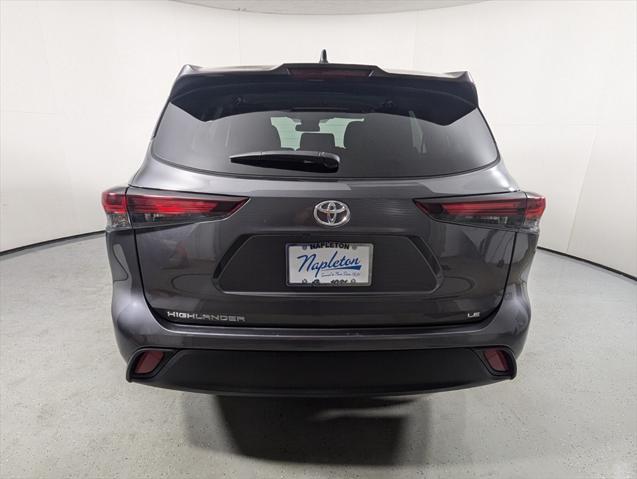 used 2024 Toyota Highlander car, priced at $35,499