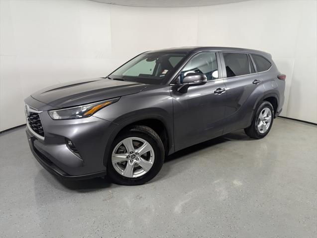 used 2024 Toyota Highlander car, priced at $35,499