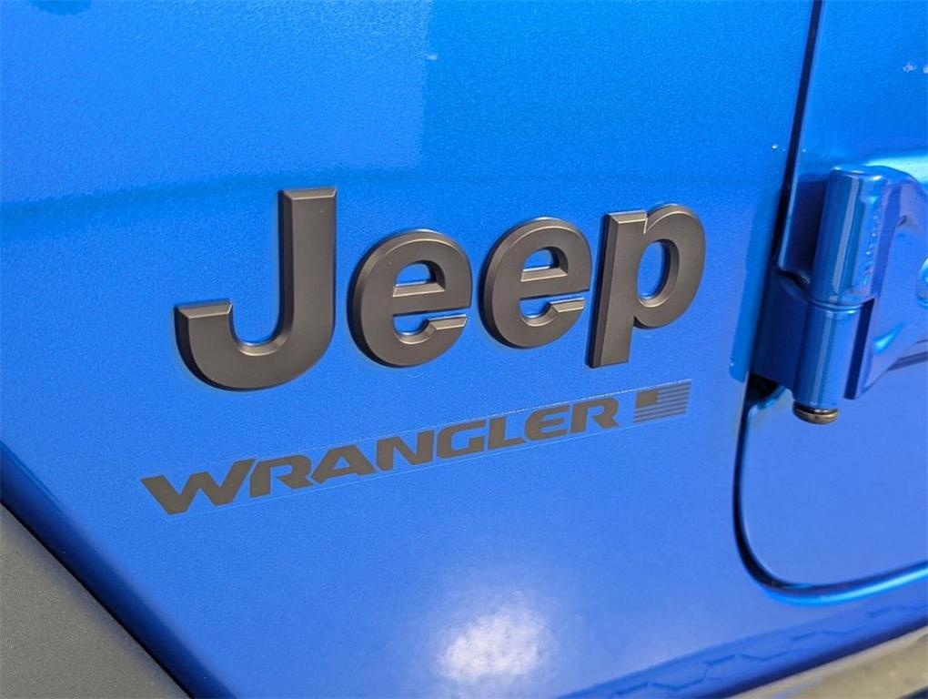 new 2025 Jeep Wrangler car, priced at $50,572