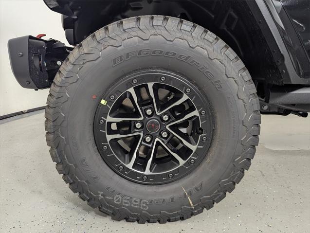 new 2025 Jeep Wrangler car, priced at $61,761