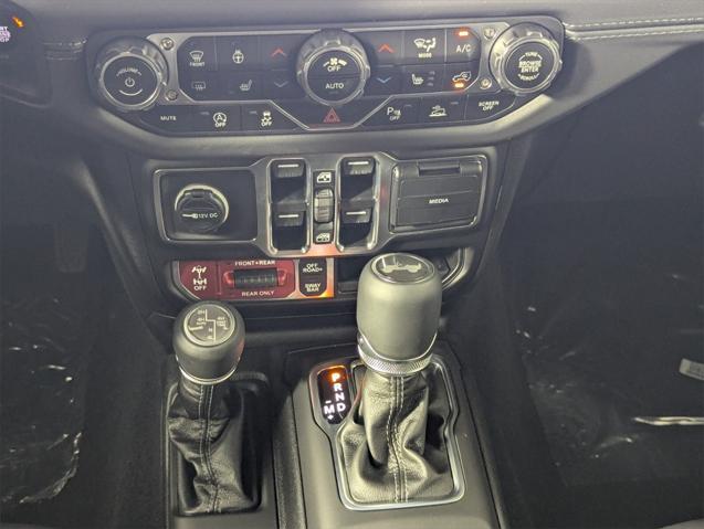 new 2025 Jeep Wrangler car, priced at $61,761