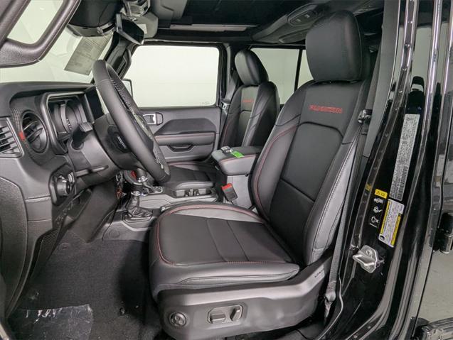 new 2025 Jeep Wrangler car, priced at $61,761