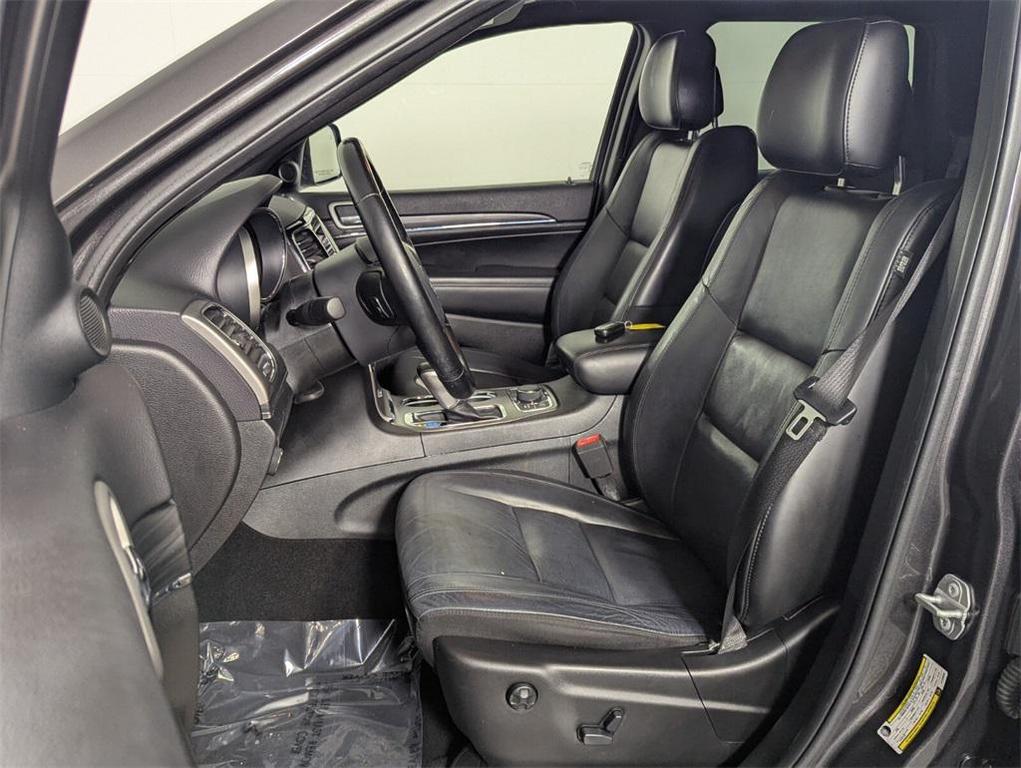 used 2020 Jeep Grand Cherokee car, priced at $20,488