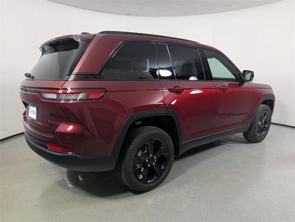 new 2025 Jeep Grand Cherokee car, priced at $44,544