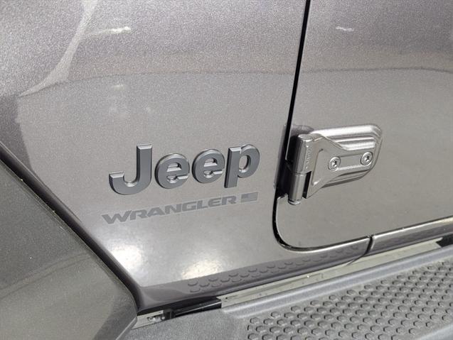 new 2025 Jeep Wrangler car, priced at $54,609