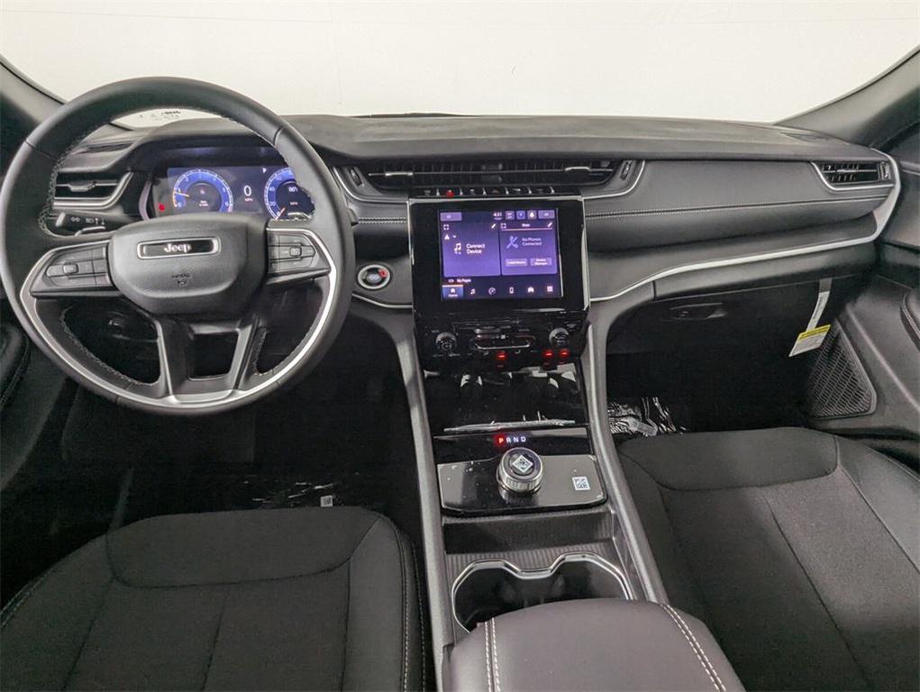 new 2025 Jeep Grand Cherokee L car, priced at $30,491