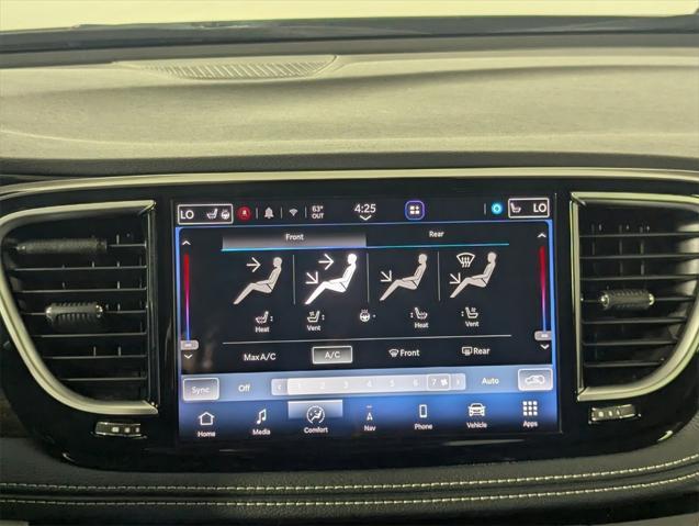 used 2023 Chrysler Pacifica car, priced at $24,992