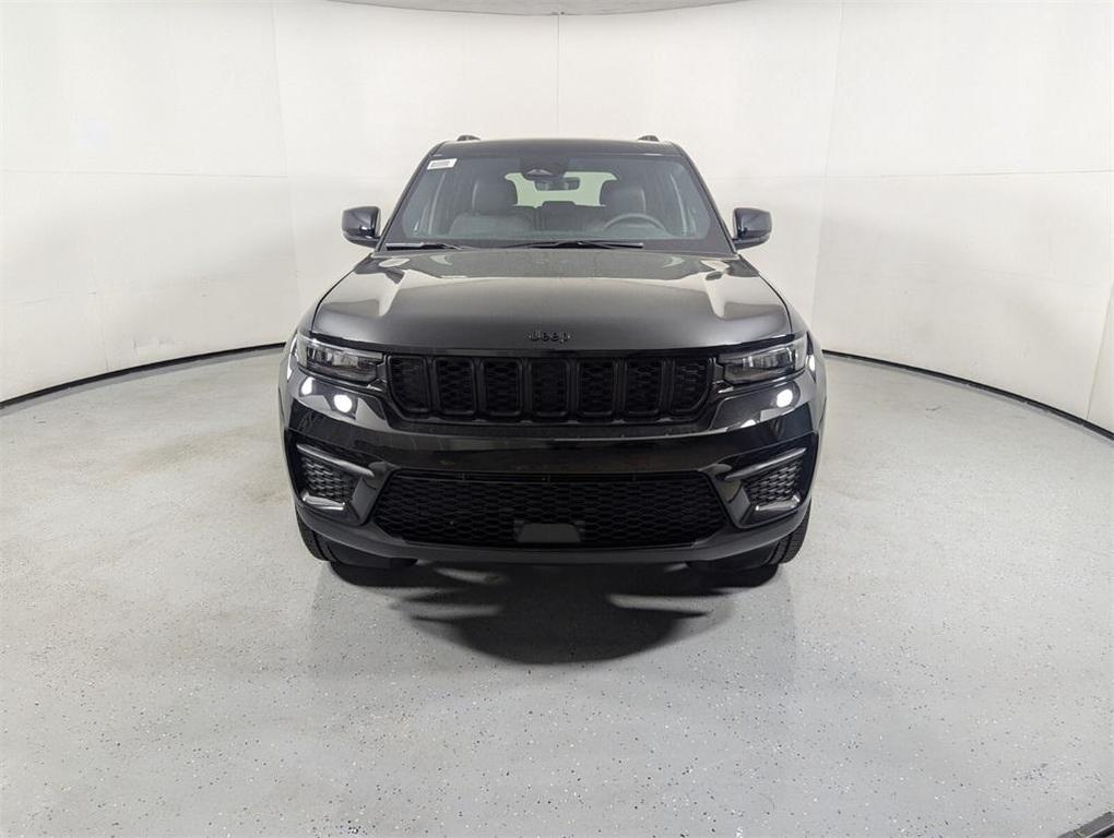 new 2025 Jeep Grand Cherokee car, priced at $36,249