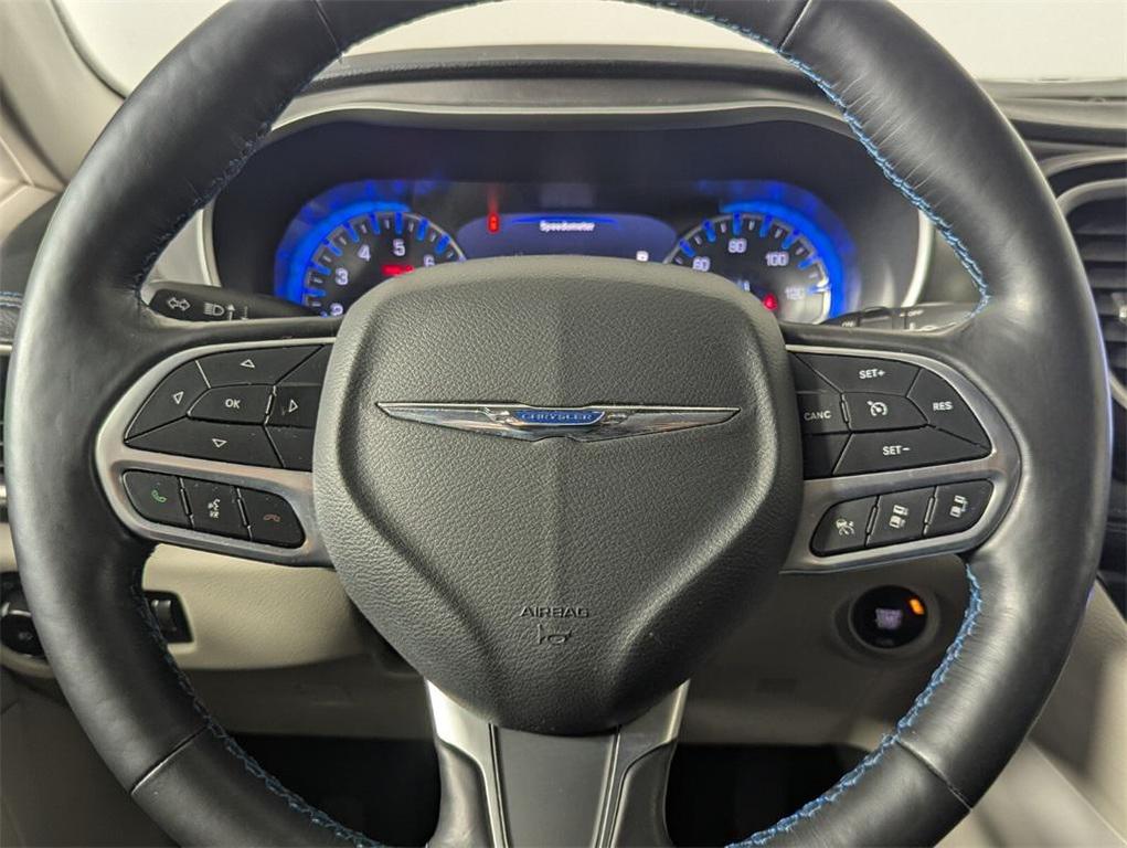 used 2021 Chrysler Pacifica car, priced at $15,888