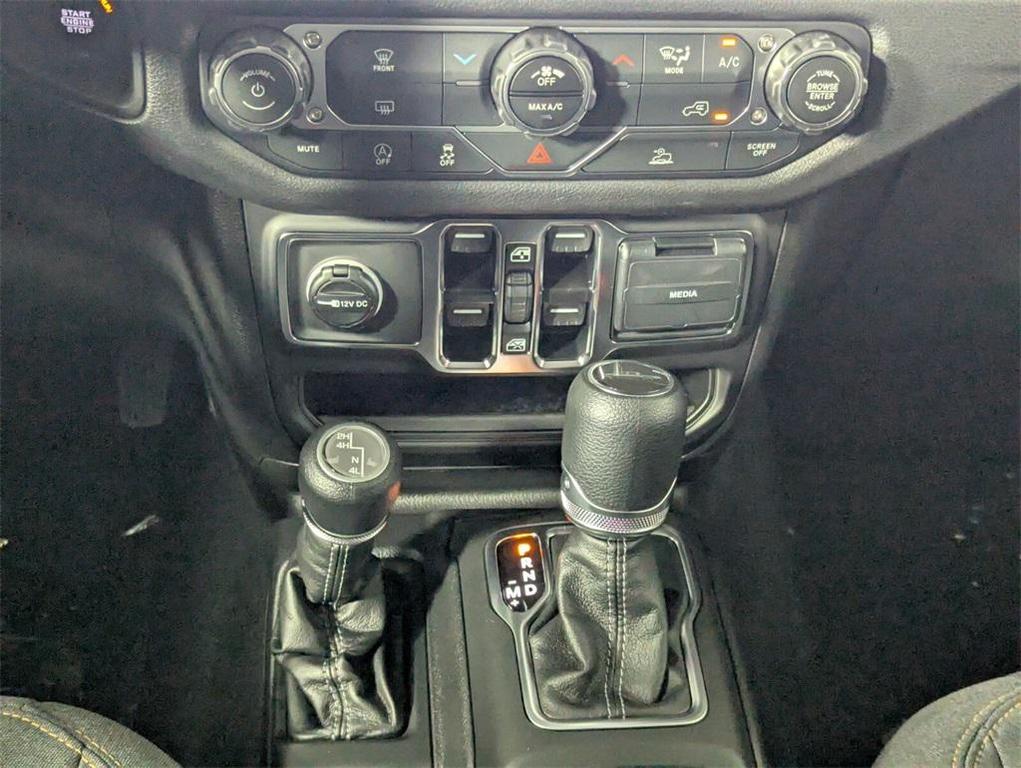 new 2025 Jeep Gladiator car, priced at $42,158