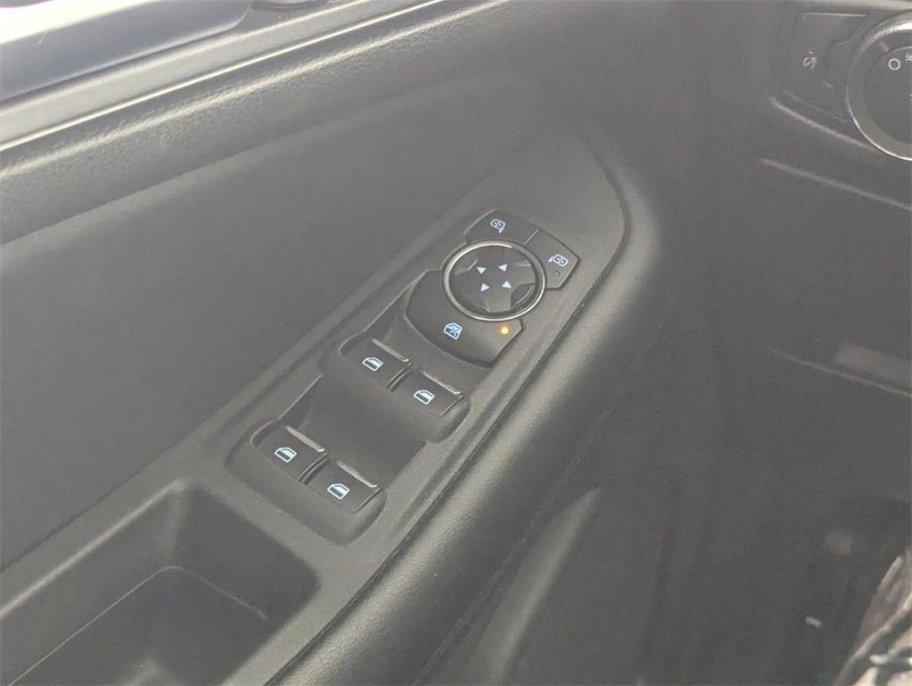 used 2022 Ford Edge car, priced at $17,988