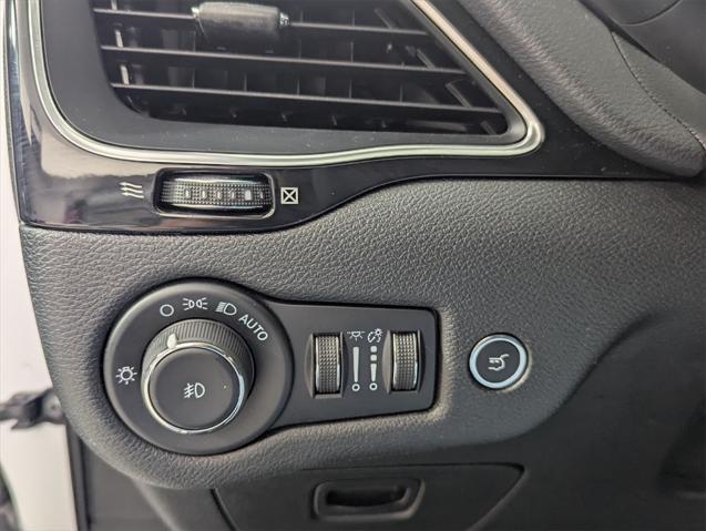 used 2023 Jeep Cherokee car, priced at $19,488