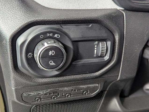 new 2025 Jeep Gladiator car, priced at $38,496