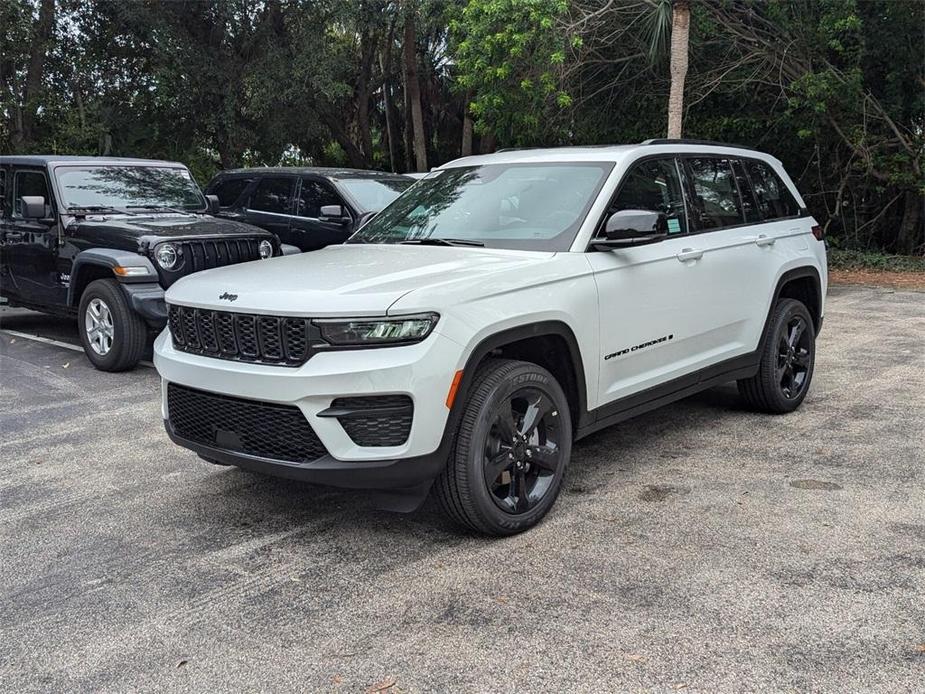 new 2024 Jeep Grand Cherokee car, priced at $38,500