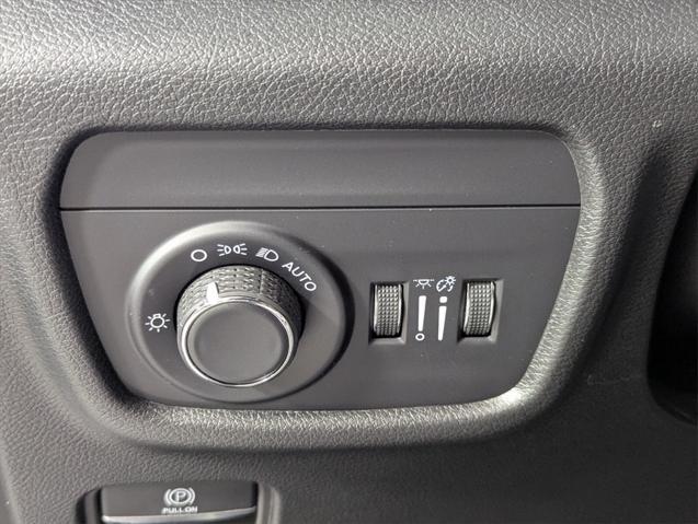 new 2024 Jeep Grand Cherokee car, priced at $38,580