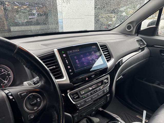 used 2016 Honda Pilot car, priced at $14,992
