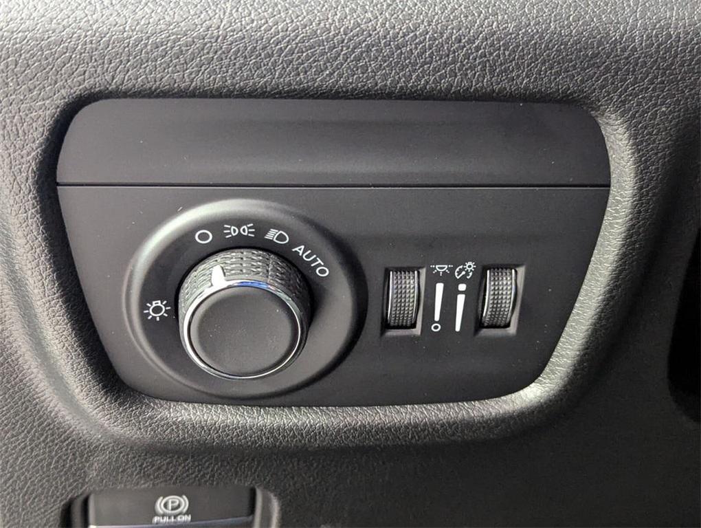 new 2025 Jeep Grand Cherokee L car, priced at $43,799