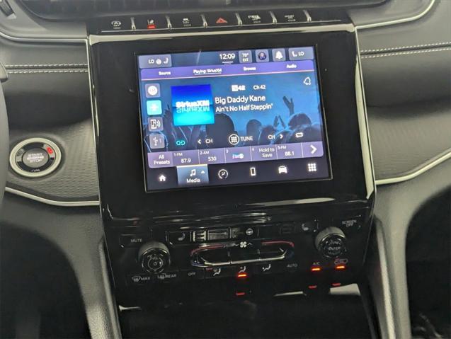 new 2025 Jeep Grand Cherokee L car, priced at $37,699