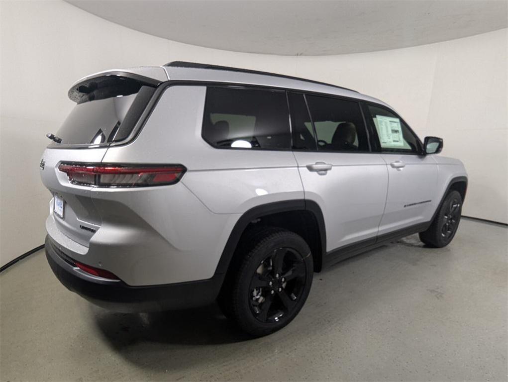 new 2025 Jeep Grand Cherokee L car, priced at $46,184
