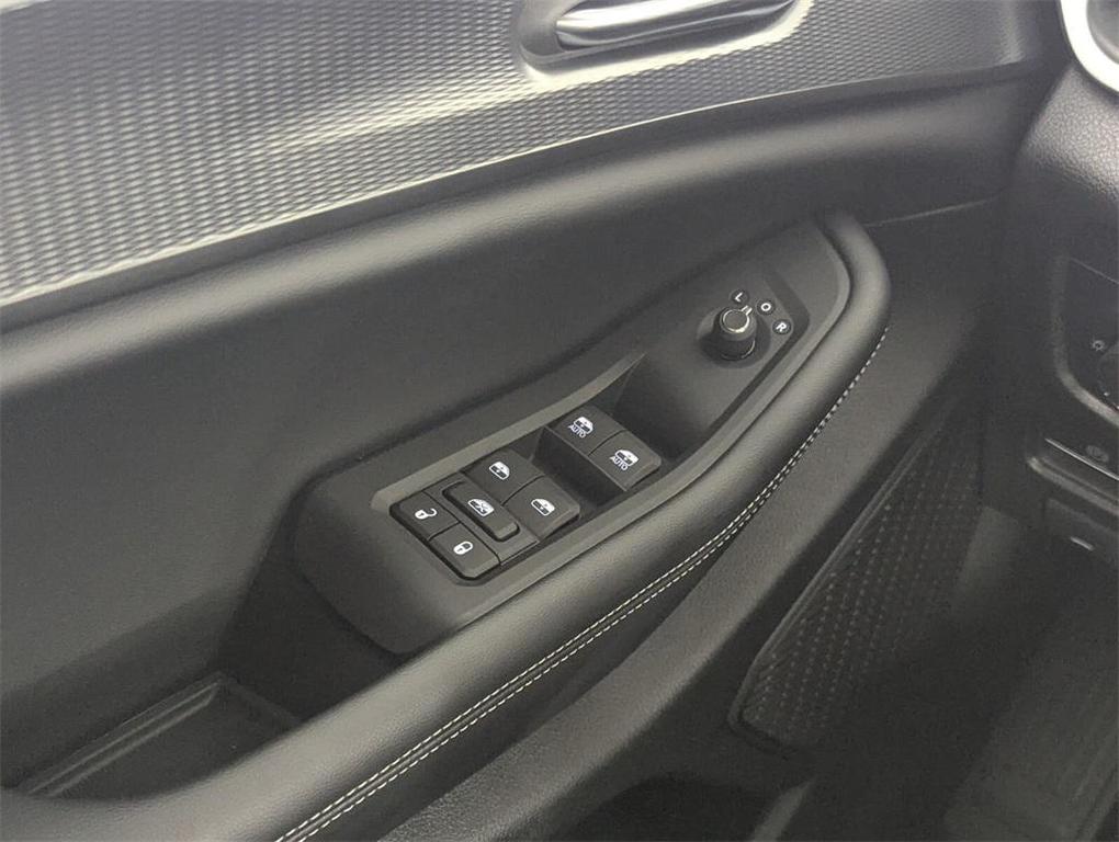 new 2025 Jeep Grand Cherokee L car, priced at $35,293