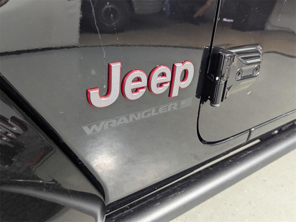 new 2025 Jeep Wrangler car, priced at $71,992