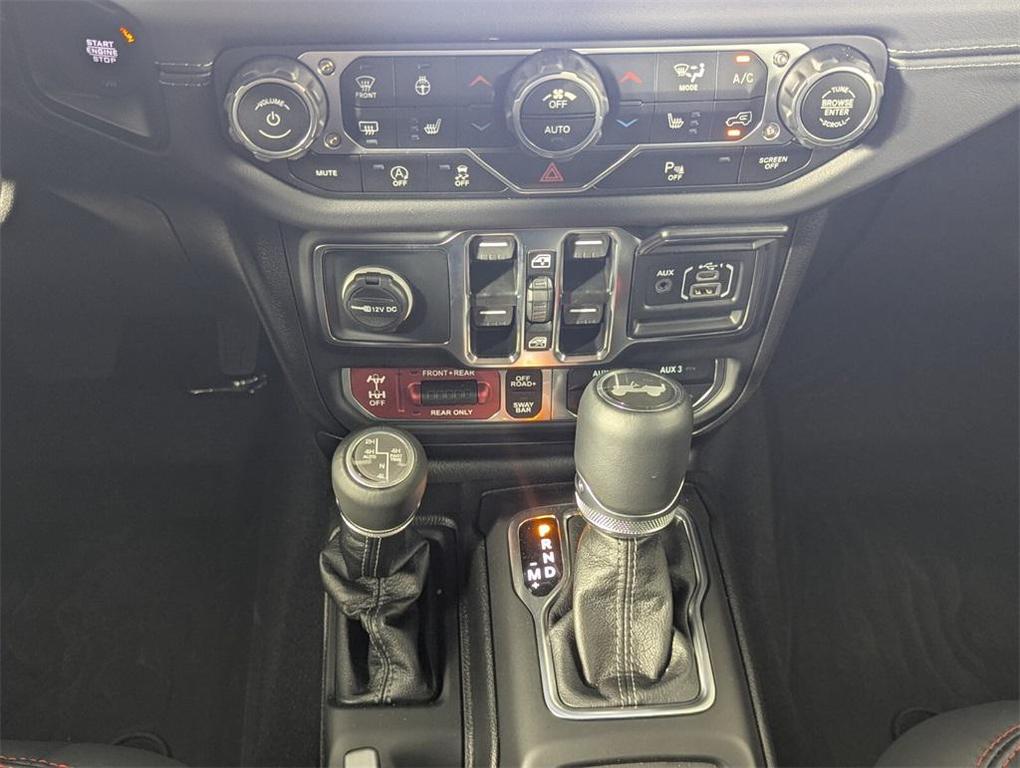 new 2025 Jeep Wrangler car, priced at $71,992