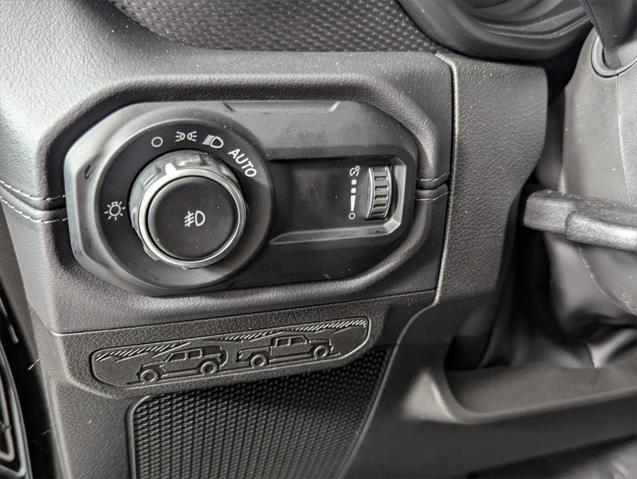 new 2025 Jeep Wrangler car, priced at $69,372