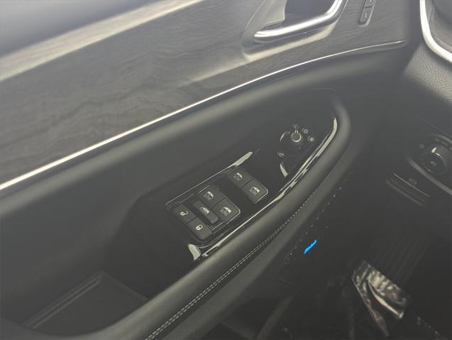 used 2021 Jeep Grand Cherokee L car, priced at $25,992