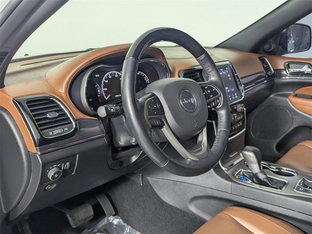 used 2021 Jeep Grand Cherokee car, priced at $24,388