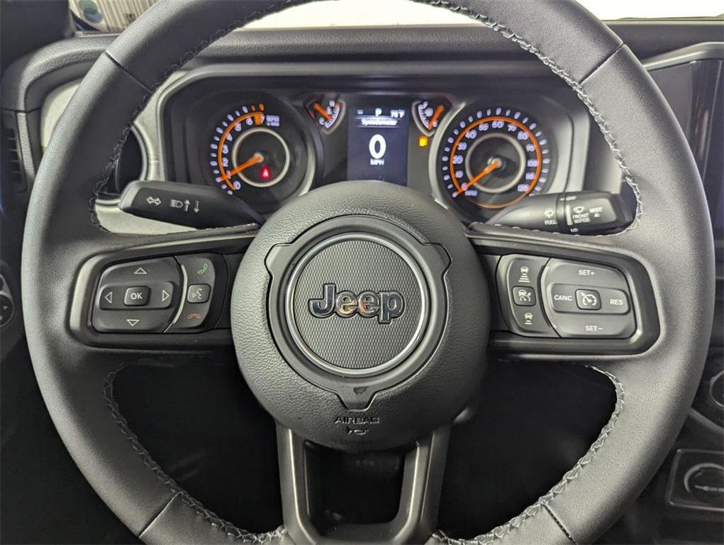 new 2025 Jeep Gladiator car, priced at $42,158
