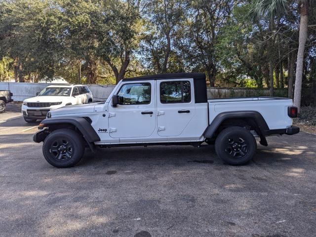 new 2024 Jeep Gladiator car, priced at $31,774