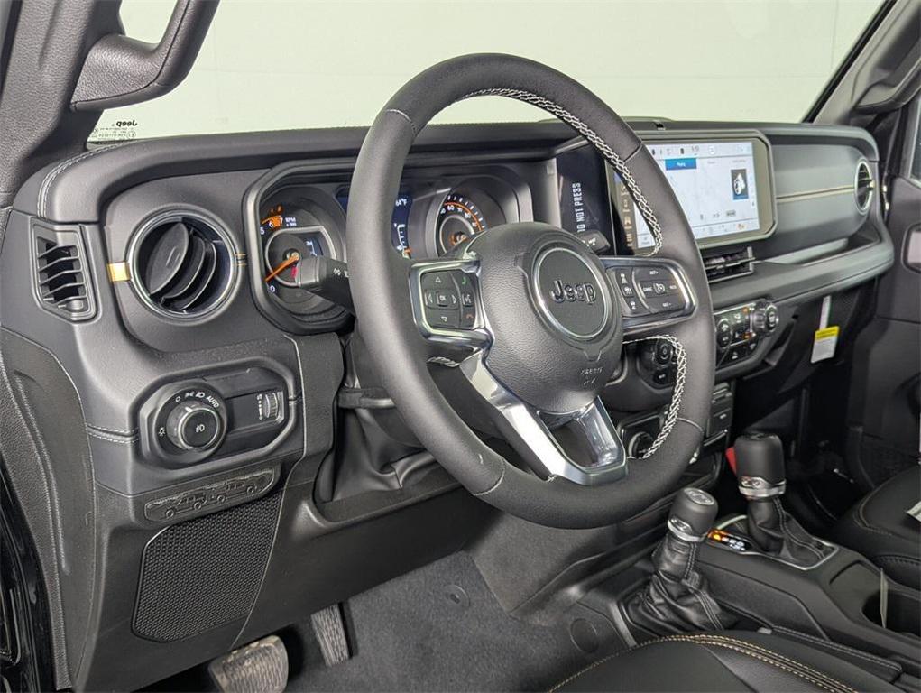 new 2025 Jeep Wrangler car, priced at $43,813