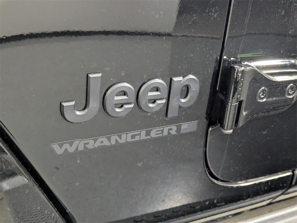 new 2025 Jeep Wrangler car, priced at $43,813