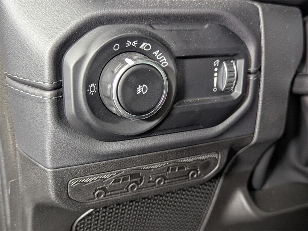 new 2025 Jeep Wrangler car, priced at $43,813